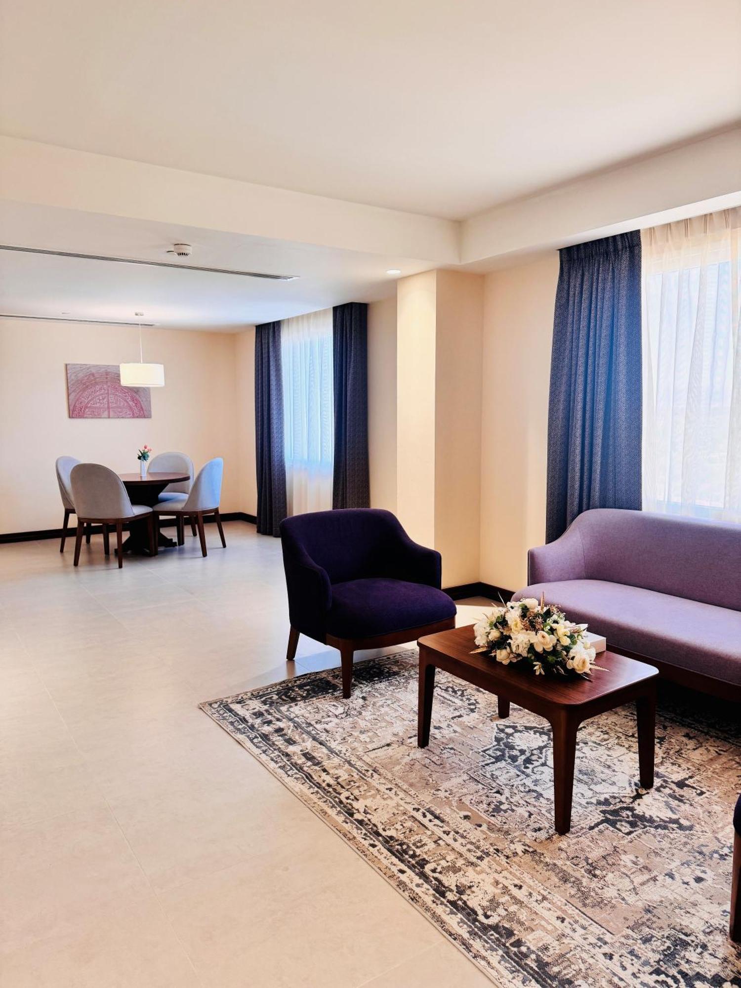 Kyriad Hotel Salalah Buitenkant foto