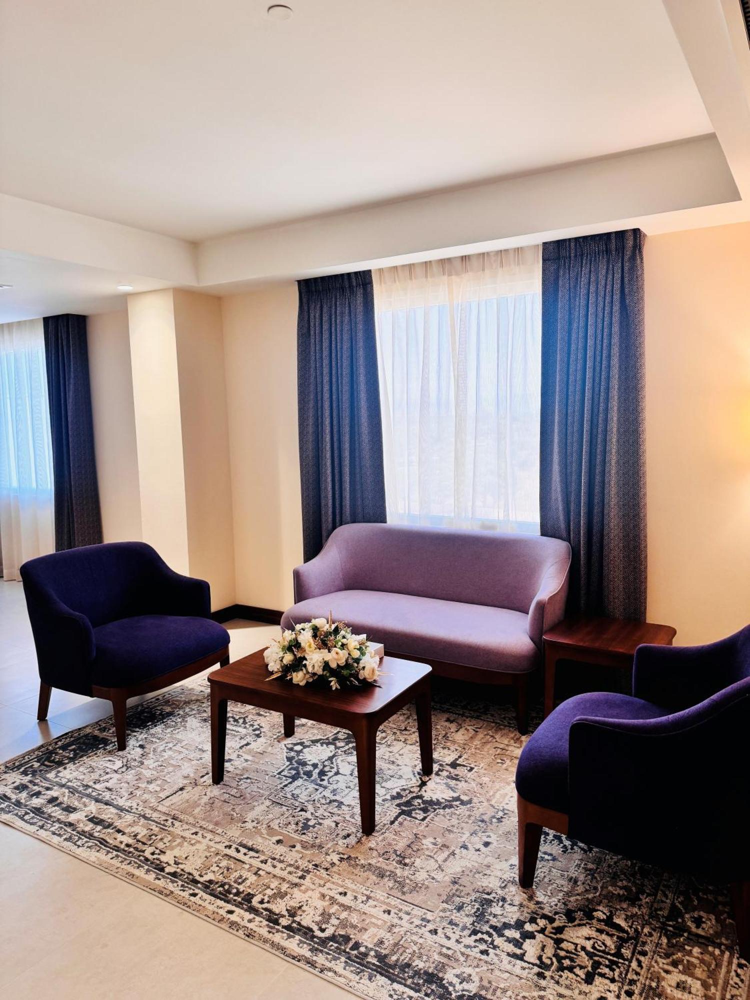Kyriad Hotel Salalah Buitenkant foto